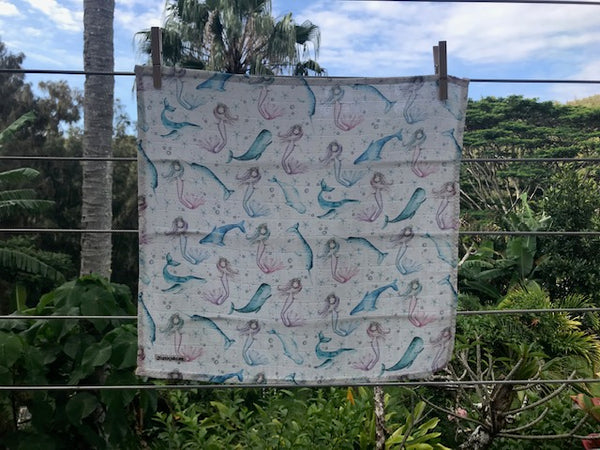 Lovey - MERMAIDS + WHALES