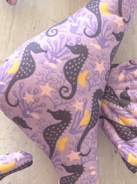 SEAHORSES - purple